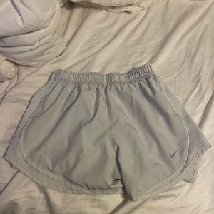 white nike running shorts